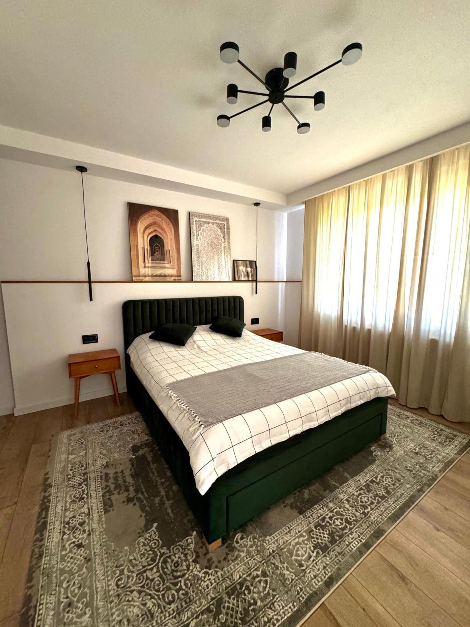 The Perfect Space - New1Bedroom & Parking Targu-Mures Bagian luar foto